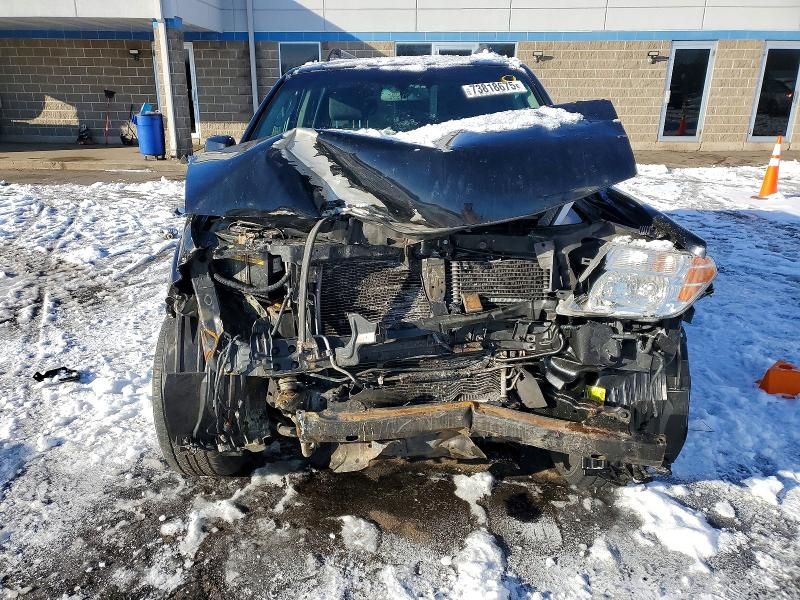 2011 Nissan Pathfinder s