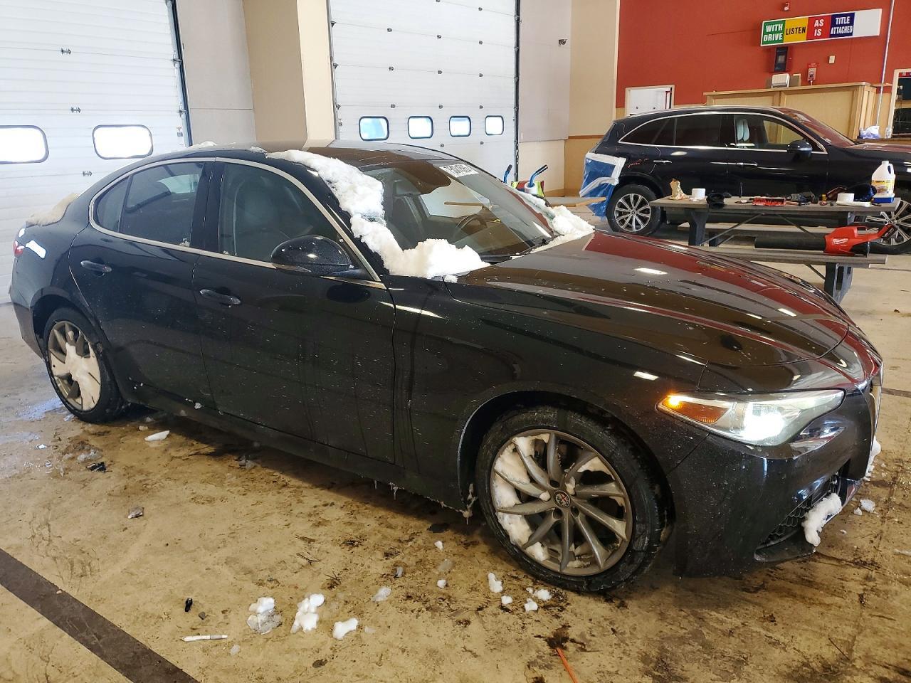 2017 Alfa Romeo Giulia Q4