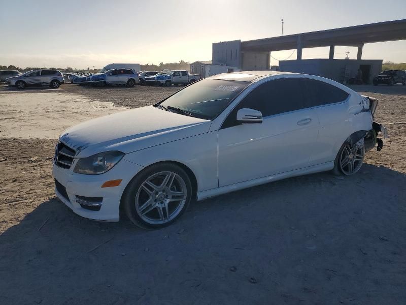 2015 Mercedes-Benz C 250