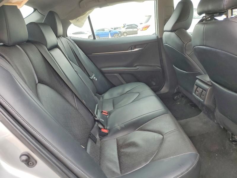 2022 Toyota Camry xse V6