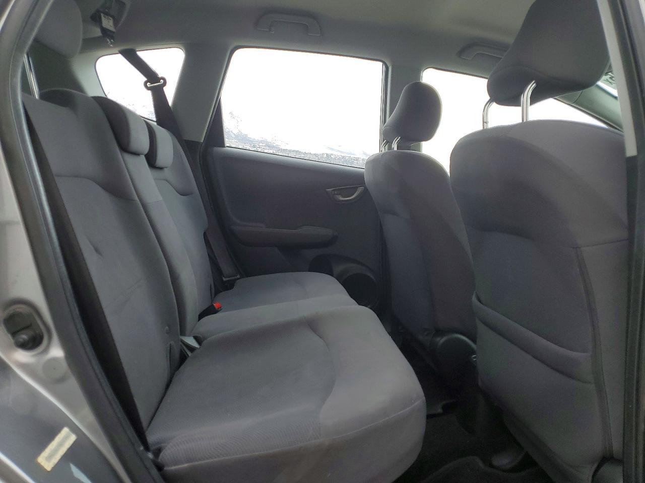 2010 Honda FIT