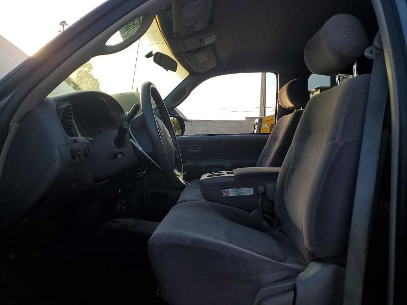 2004 Toyota Tundra Limited