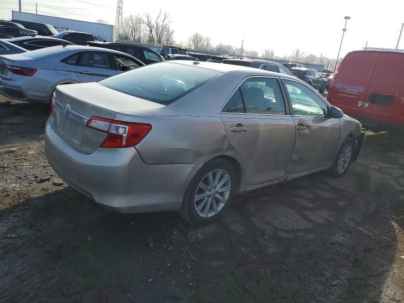 2014 Toyota Camry se