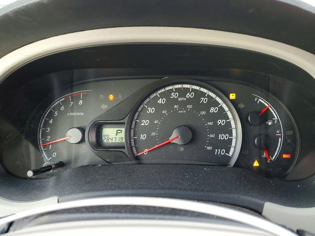2011 Toyota Sienna le