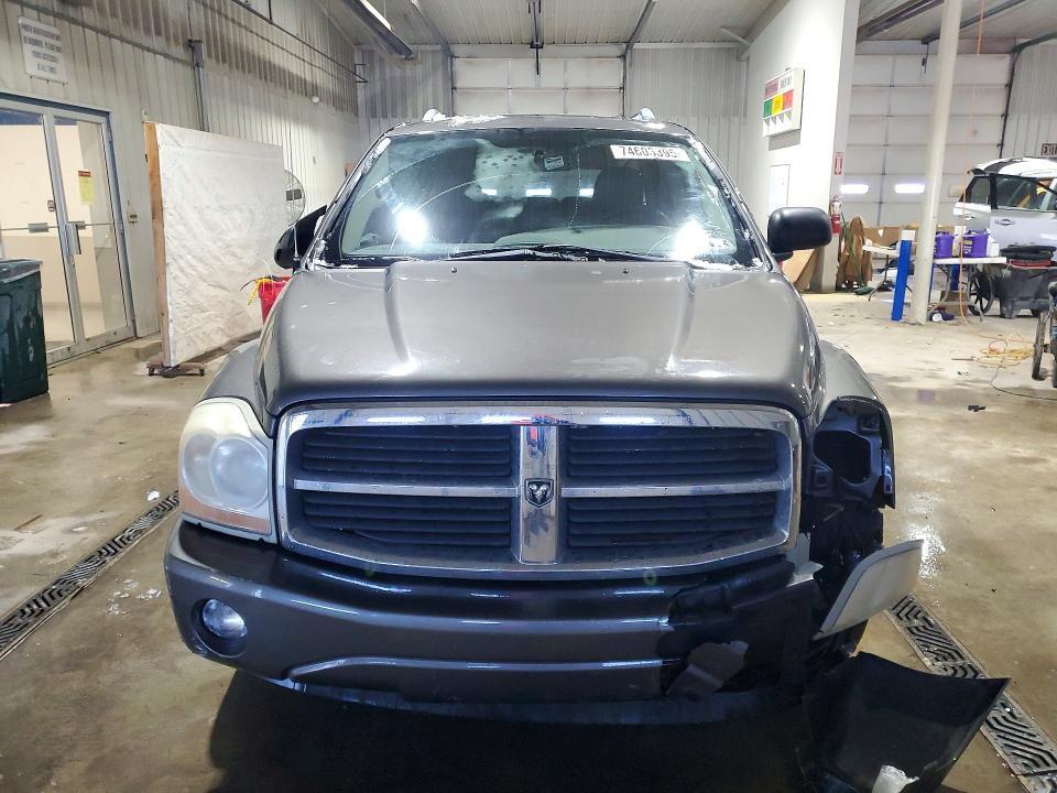 2004 Dodge Durango slt