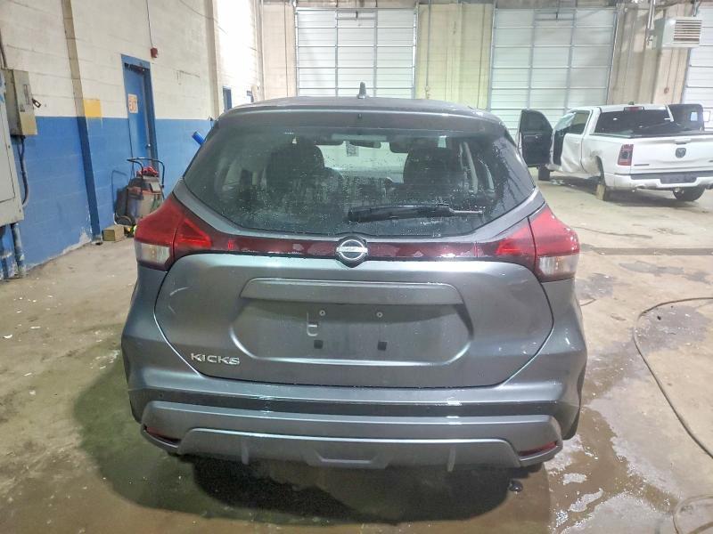 2023 Nissan Kicks s