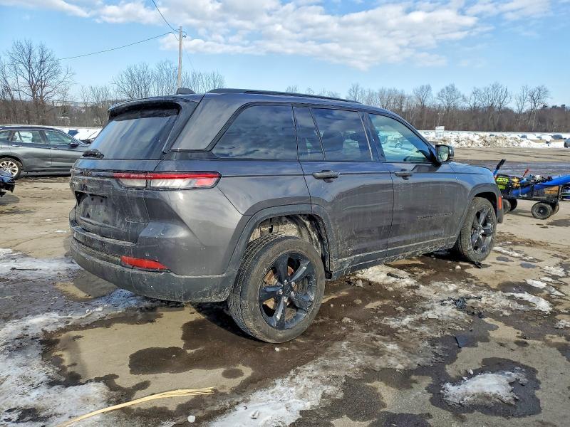 2023 Jeep Grand Cherokee Laredo