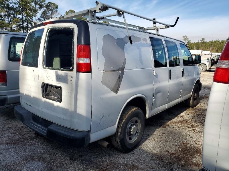 2020 Chevrolet Express G2500