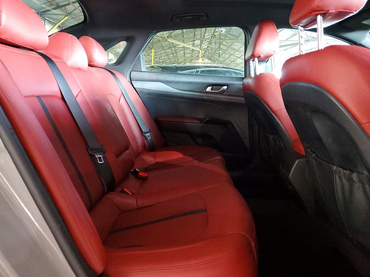 2021 KIA K5 gt Line