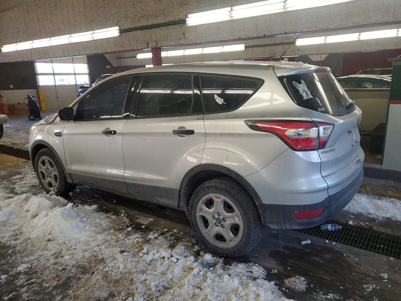 2017 Ford Escape s