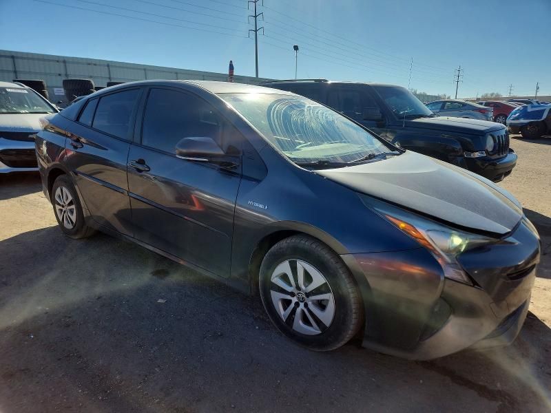 2016 Toyota Prius
