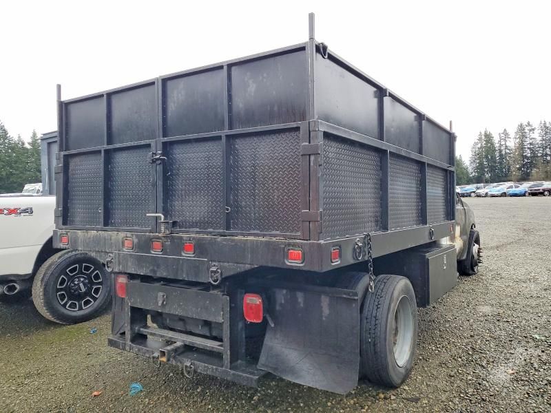 2005 Ford F550 Super Duty Dump Truck