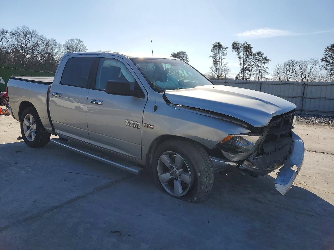 2015 Dodge Ram 1500 slt