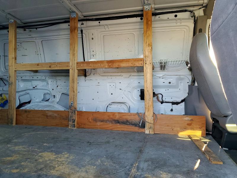 2000 Ford Econoline Cargo E-25