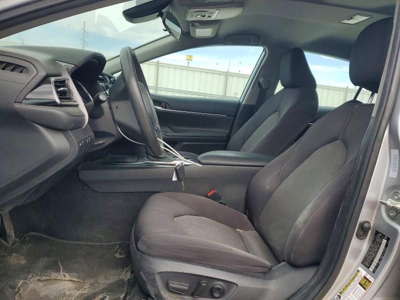 2020 Toyota Camry le