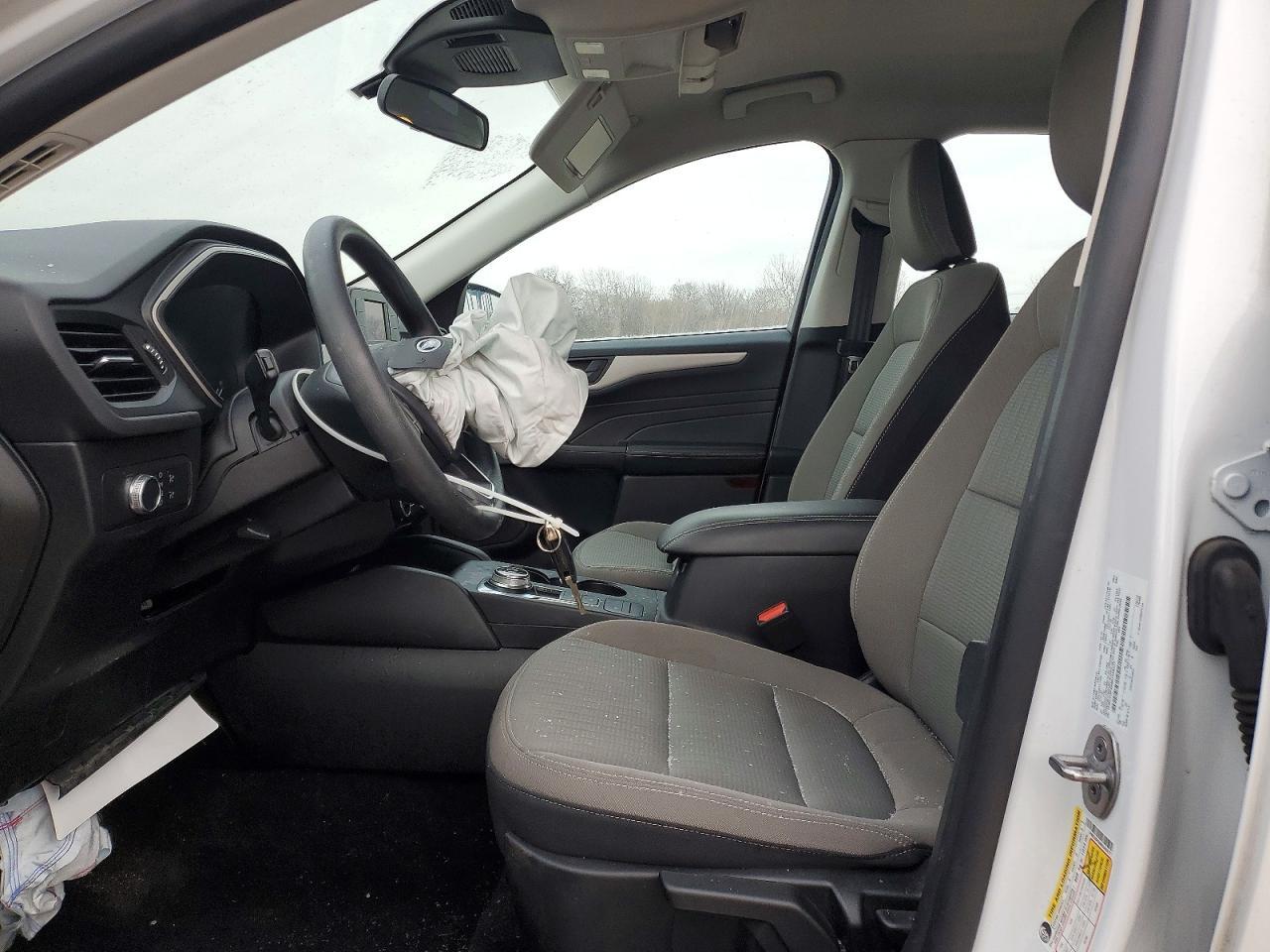 2021 Ford Escape s