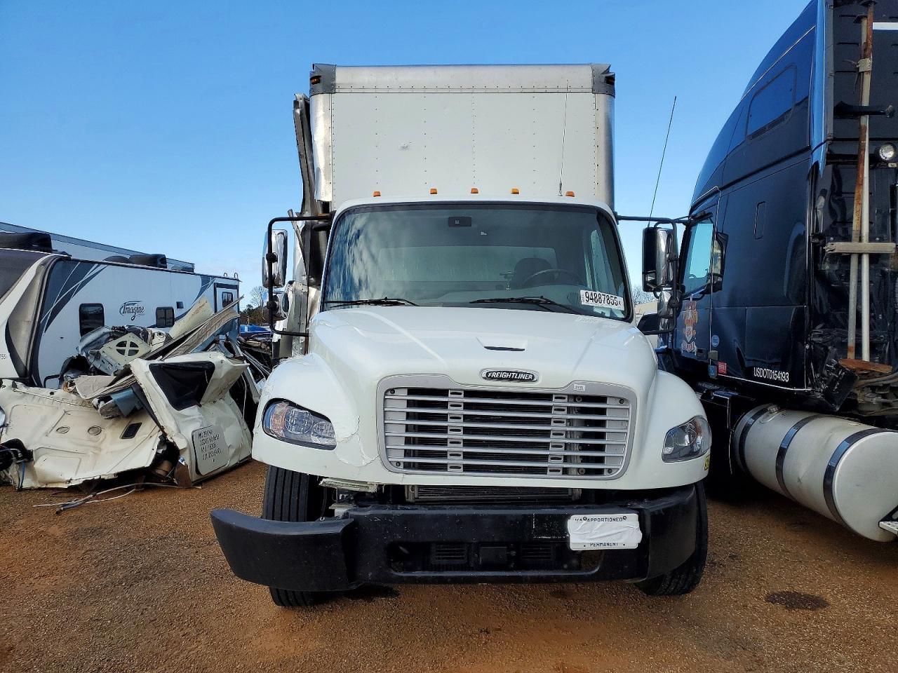 2019 Freigliner 2019 Freightliner Business Class M2 BOX Truck