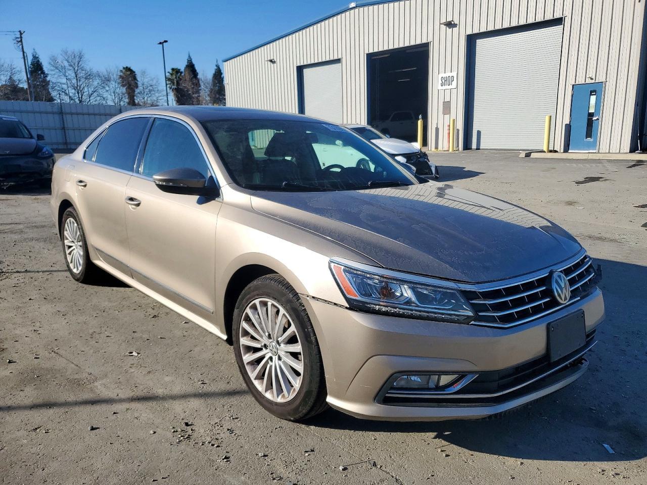 2016 Volkswagen Passat se