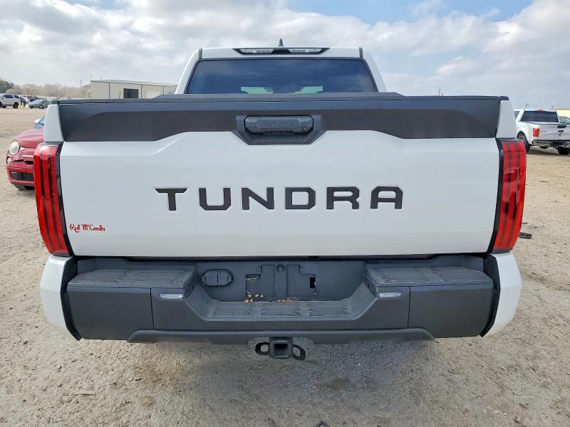 2024 Toyota Tundra Crewmax sr