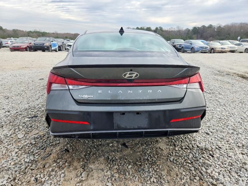 2025 Hyundai Elantra sel Sport