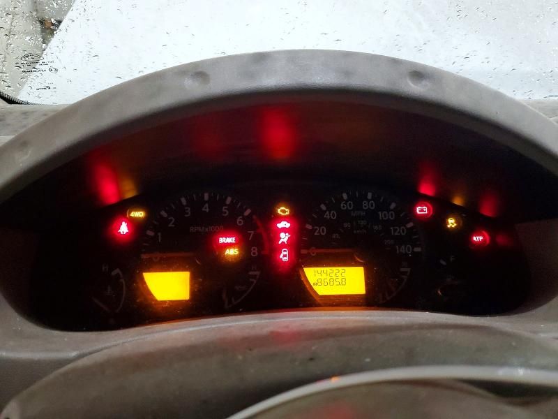 2016 Nissan Frontier s