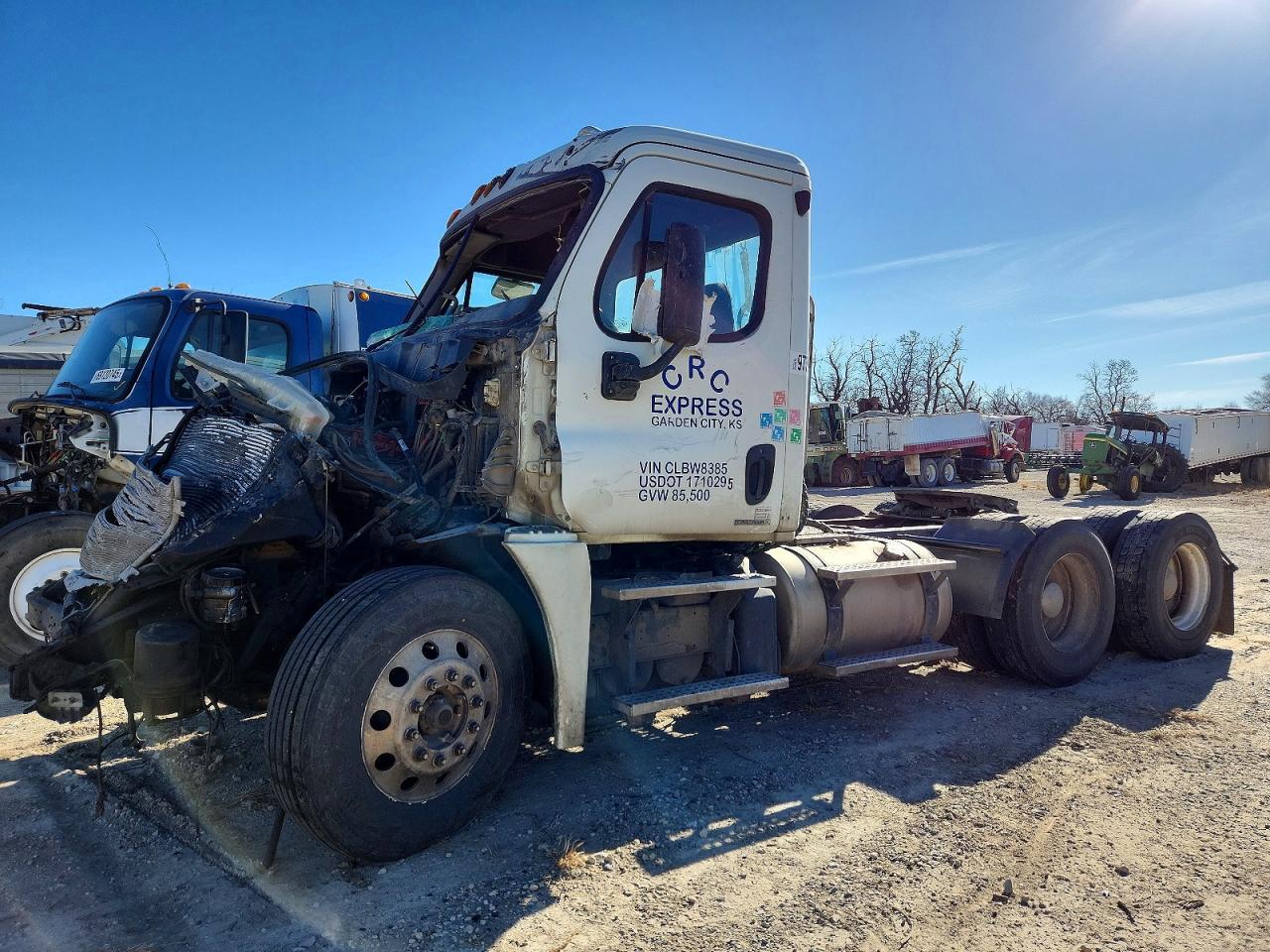 2012 Freigliner 2012 Freightliner Cascadia Semi Truck