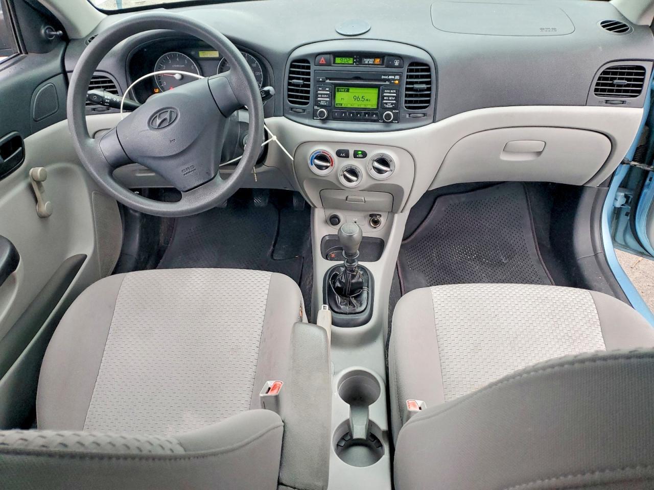 2009 Hyundai Accent gs