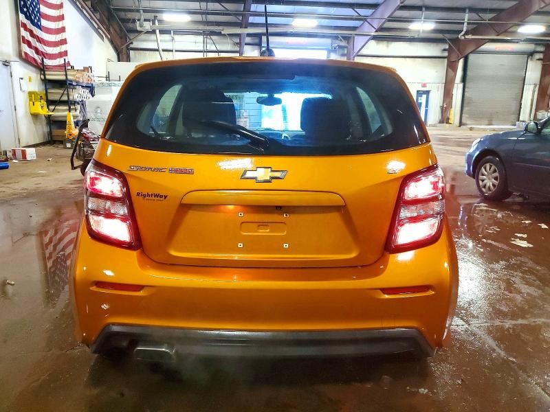 2017 Chevrolet Sonic lt