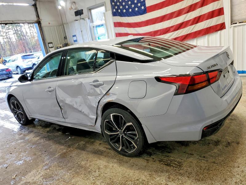 2024 Nissan Altima sr