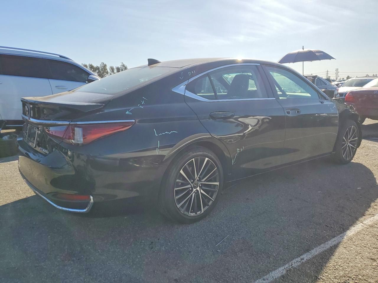 2025 Lexus Es 300h Base