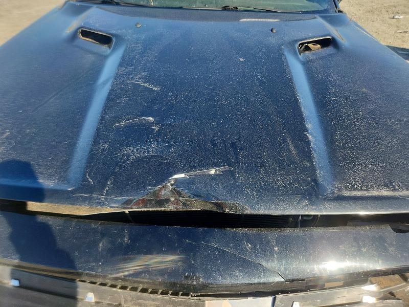 2012 Dodge Challenger sxt