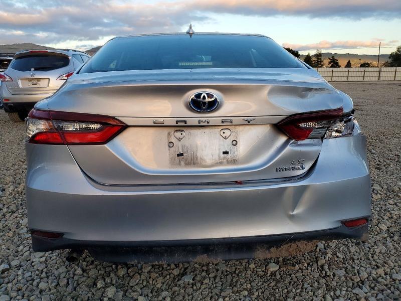 2022 Toyota Camry le