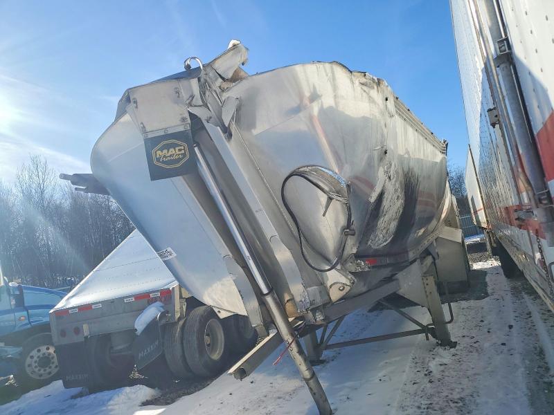 2018 Mack Trailer