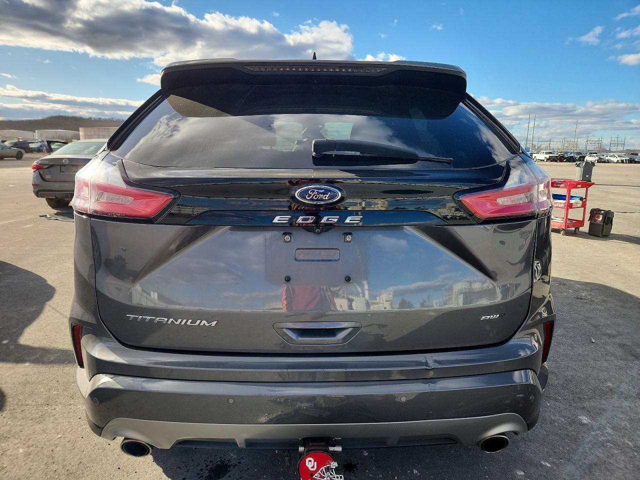 2022 Ford Edge Titanium