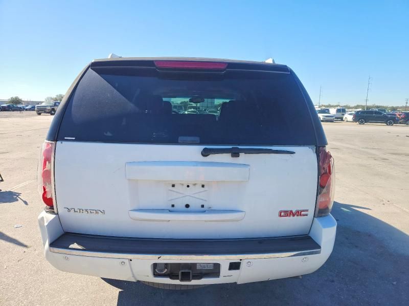 2007 GMC Yukon Denali