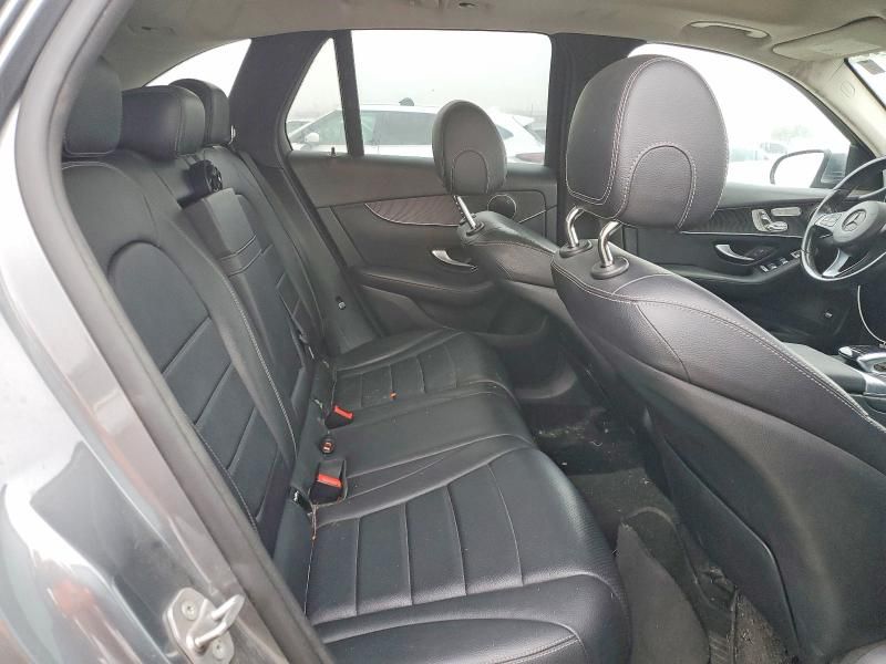 2016 Mercedes-Benz Glc 300