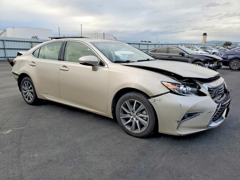2017 Lexus Es 300h