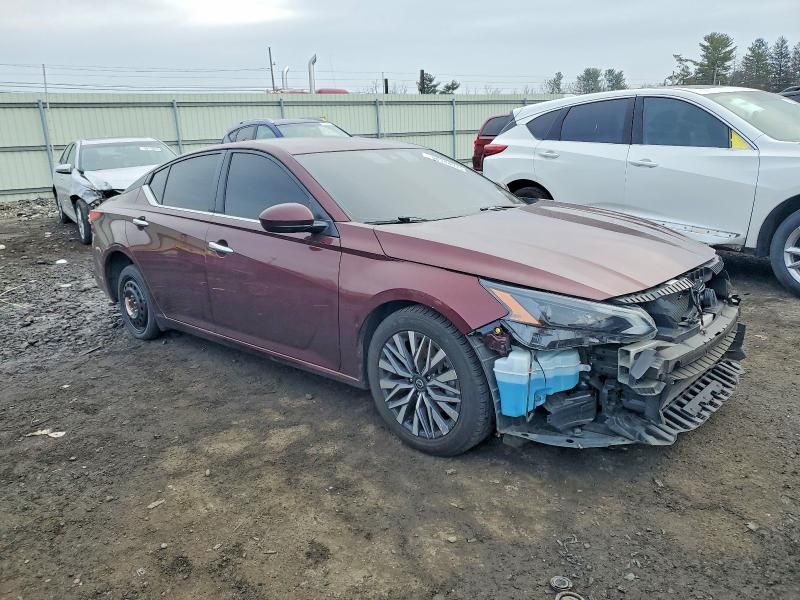2023 Nissan Altima sv