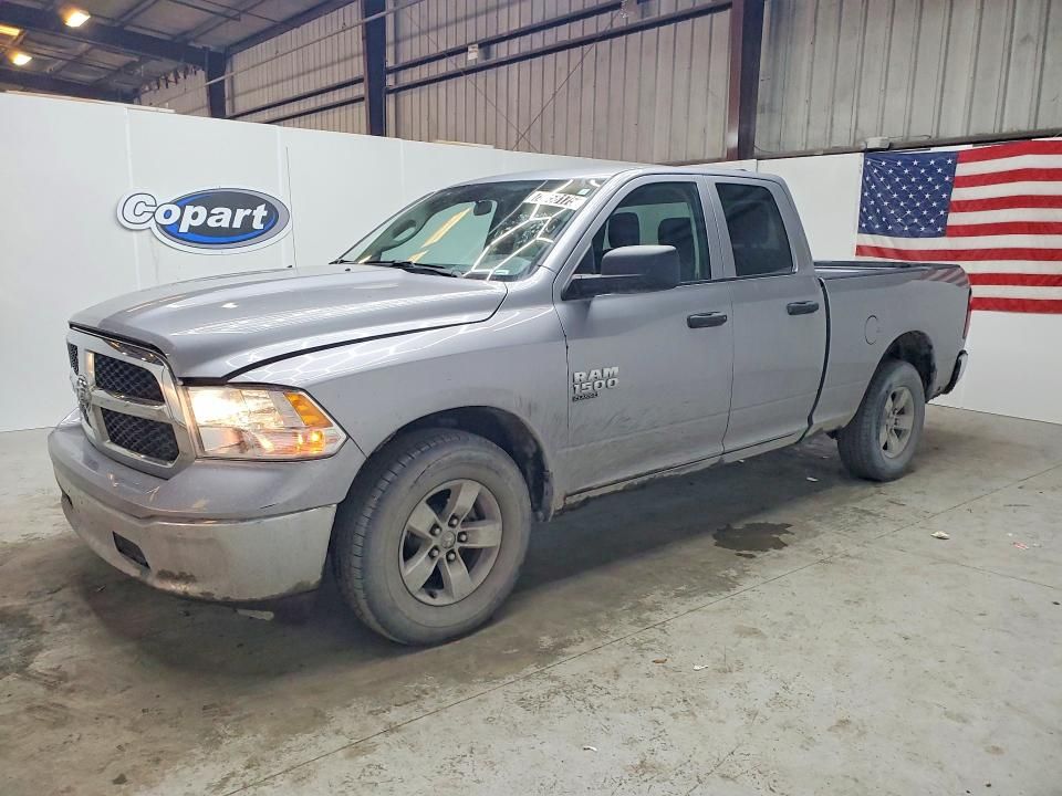 2024 Dodge Ram 1500 Classic slt