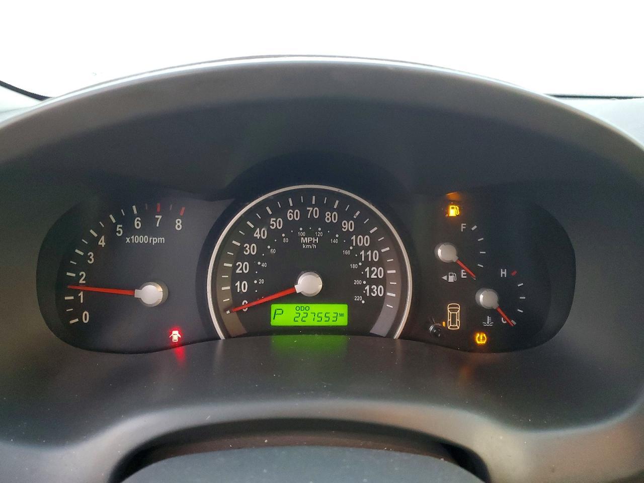 2007 KIA Sedona Base