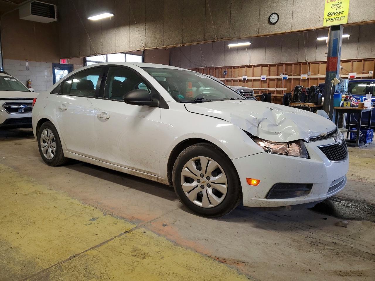 2013 Chevrolet Cruze ls