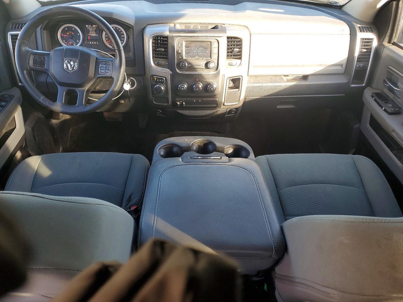 2015 Dodge Ram 1500 slt