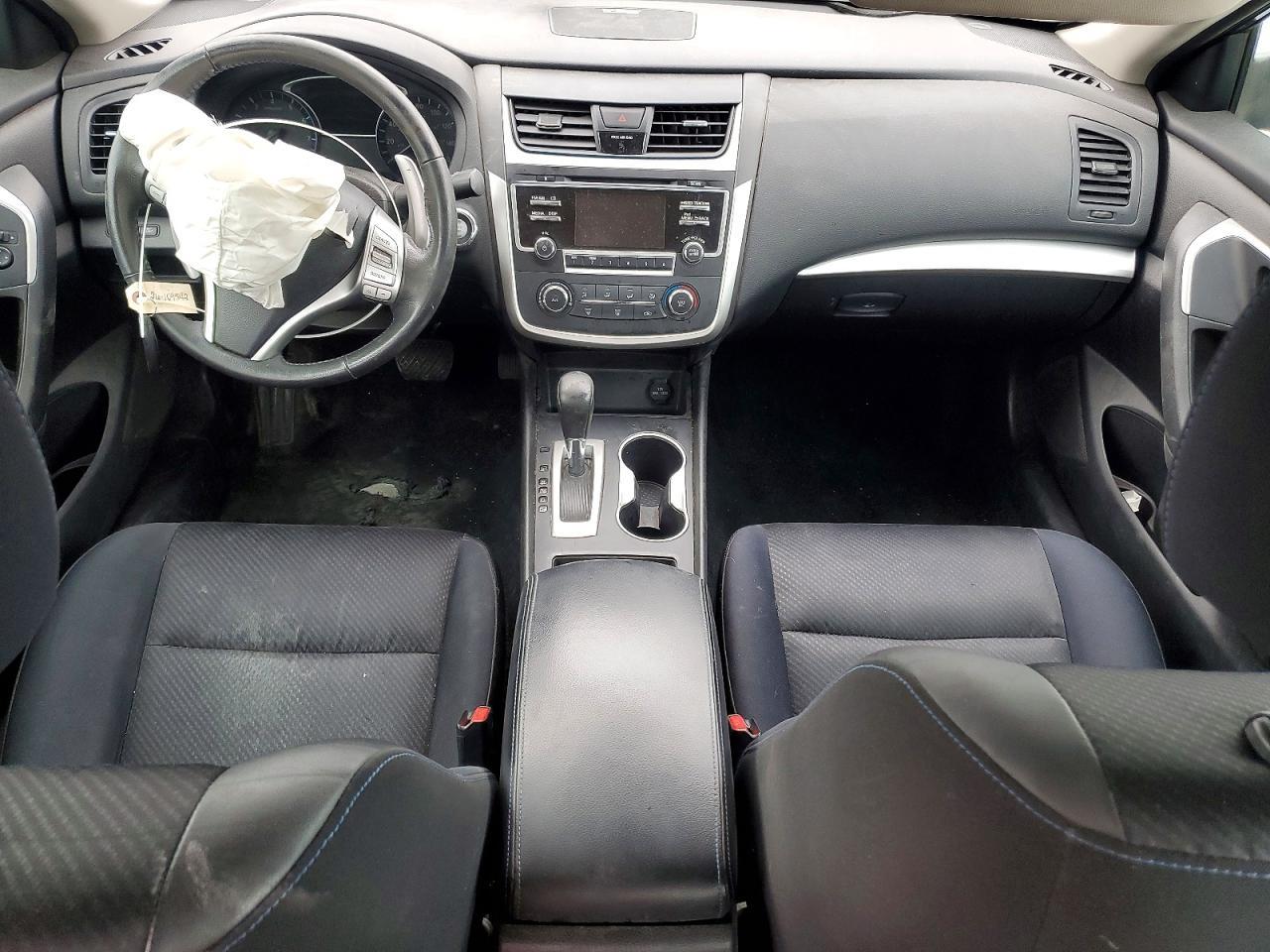 2017 Niss Altima 2.5