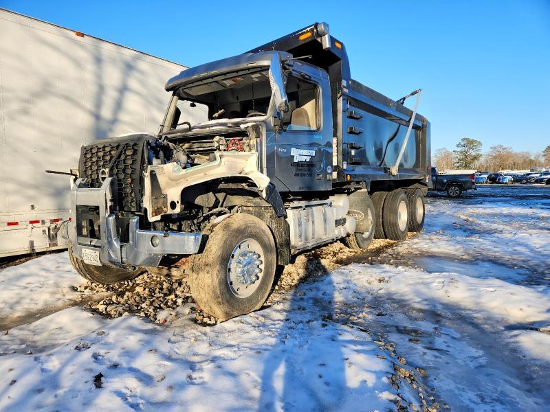 2022 Volv O VHD Dump Truck