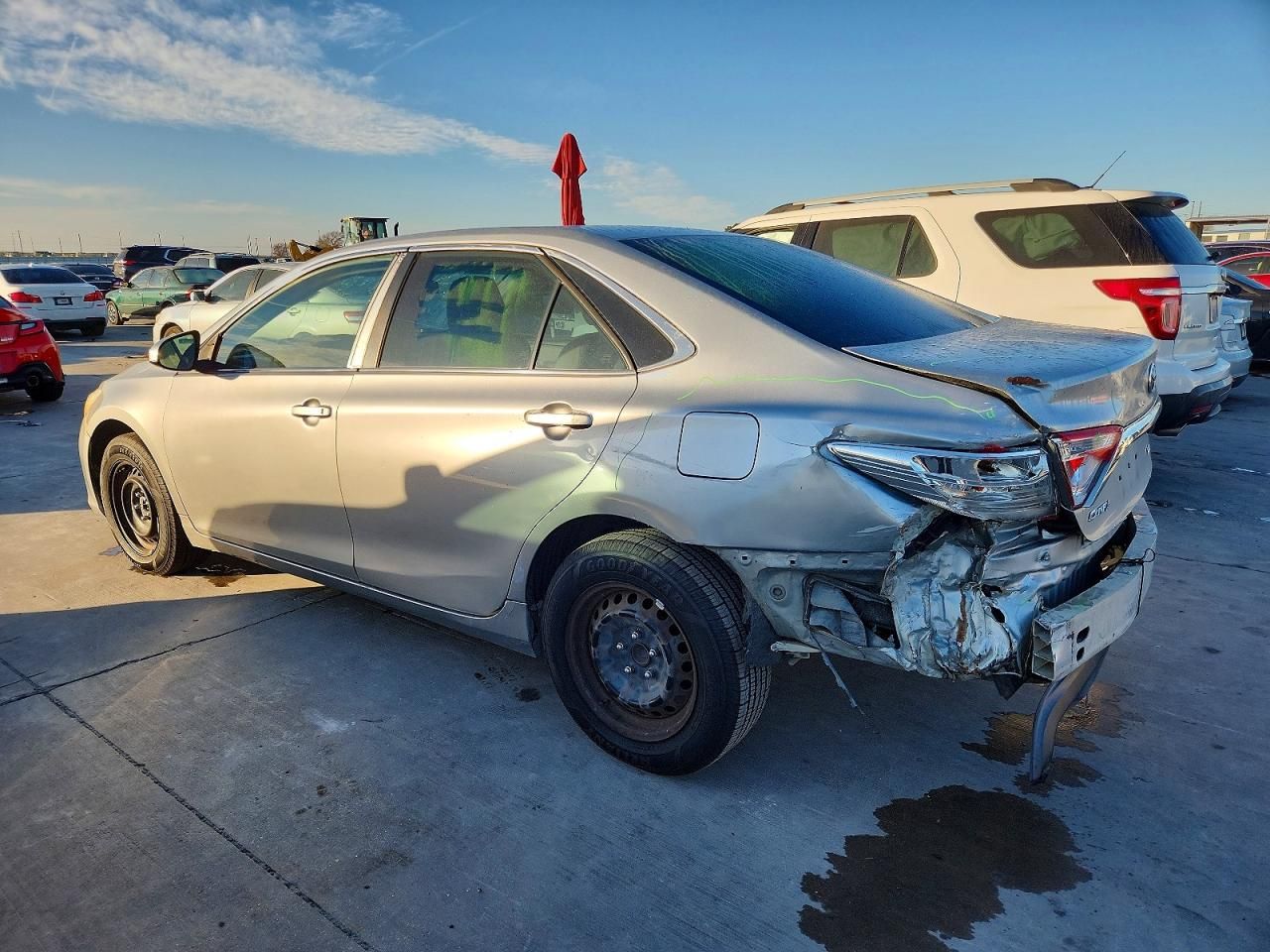 2016 Toyota Camry le