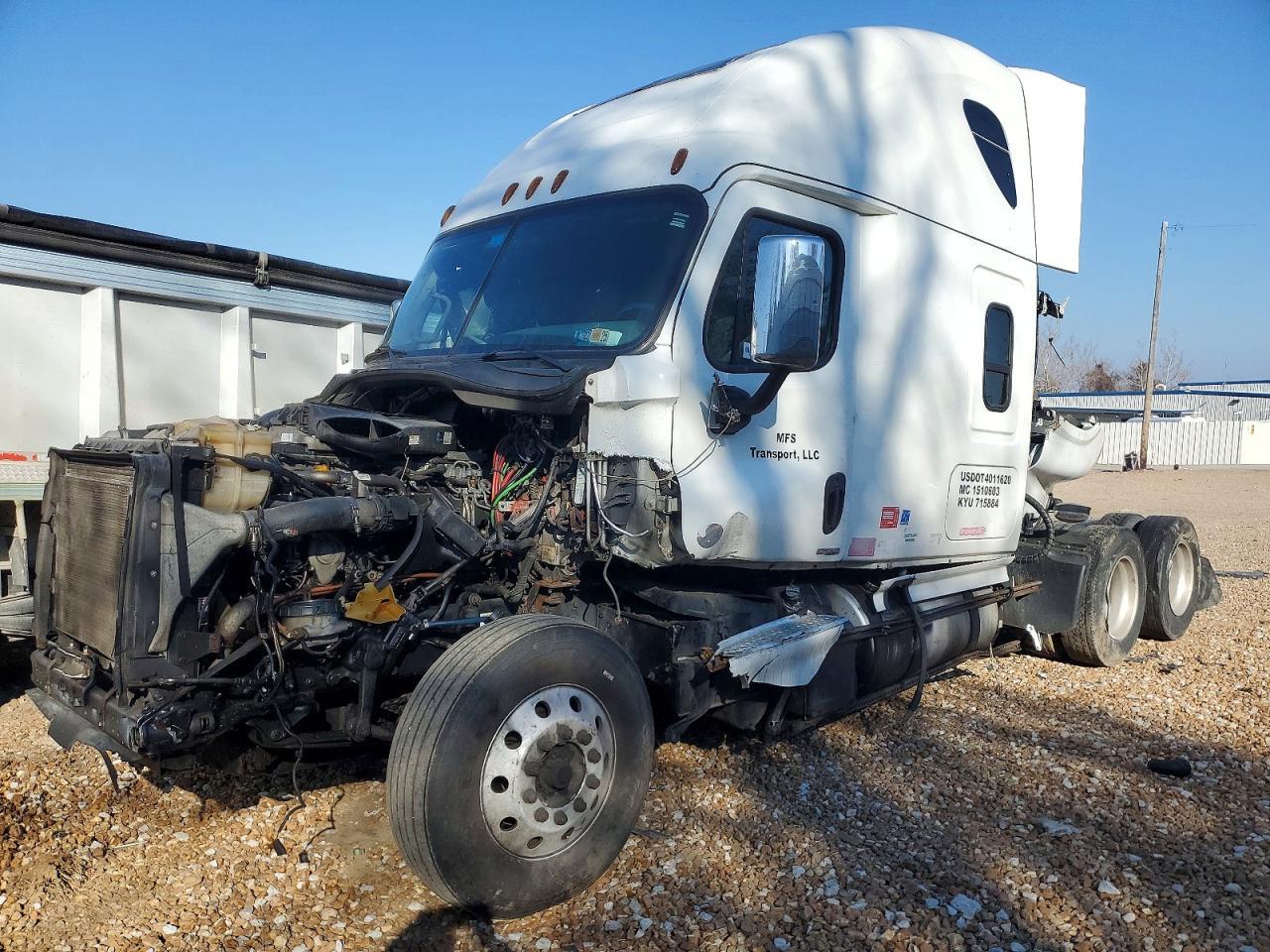2017 Freightliner Cascadia 125 Semi Truck