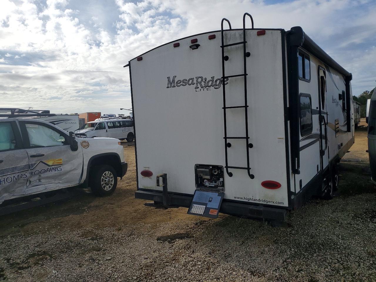 2019 Highland Ridge Mesa Ridge-Camper