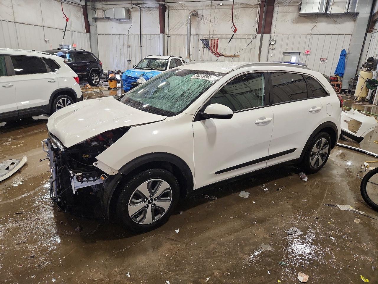 2022 KIA Niro lx