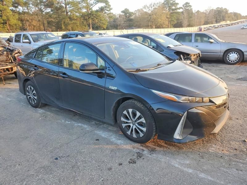 2020 Toyota Prius Prime le