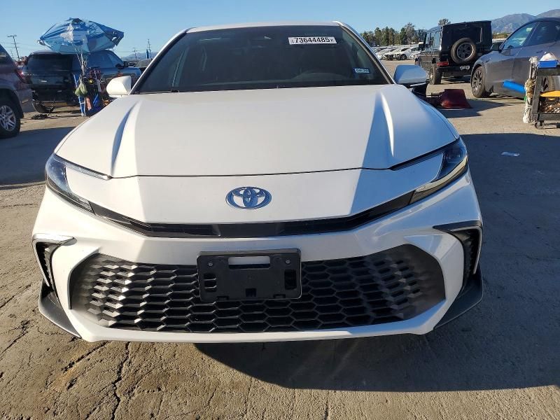2025 Toyota Camry xse